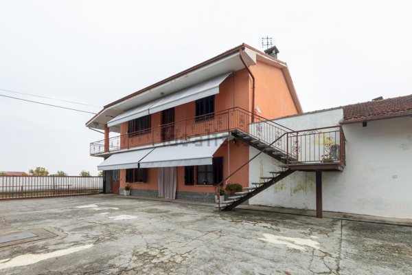 casa indipendente in vendita a Gambasca