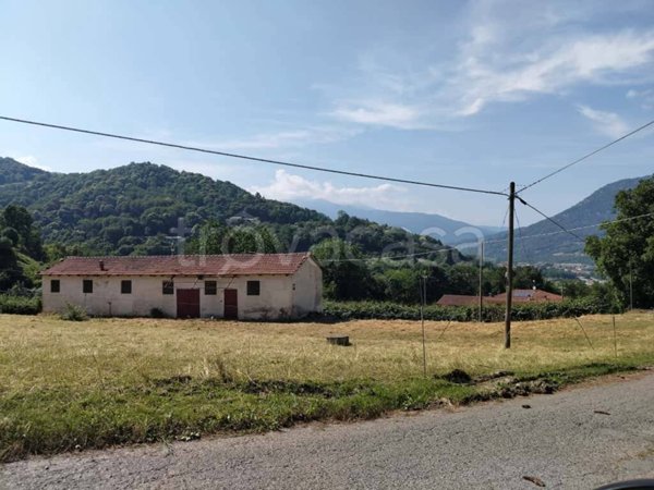 trivano in vendita a Gambasca in zona Comba Nari
