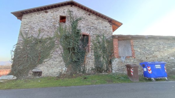 casa indipendente in vendita a Gambasca