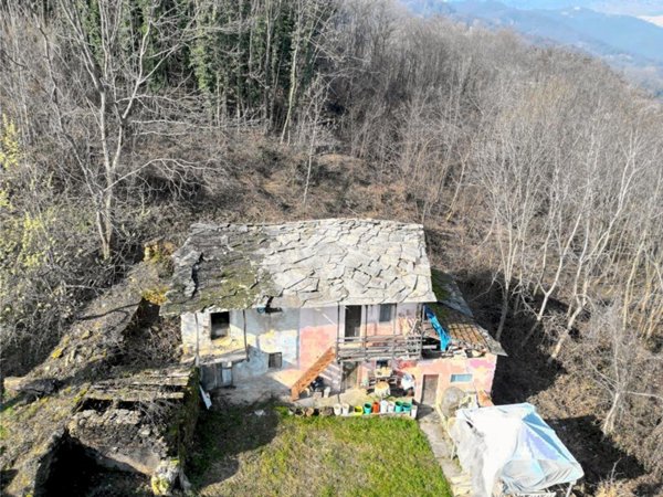 casale in vendita a Gambasca in zona Comba Nari