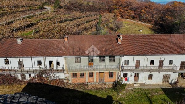 casa indipendente in vendita a Gambasca in zona Comba Nari