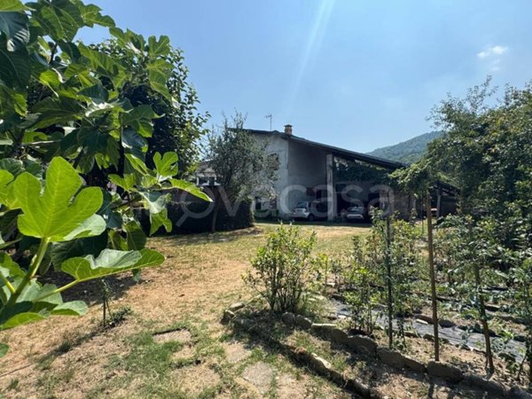 casa indipendente in vendita a Gambasca