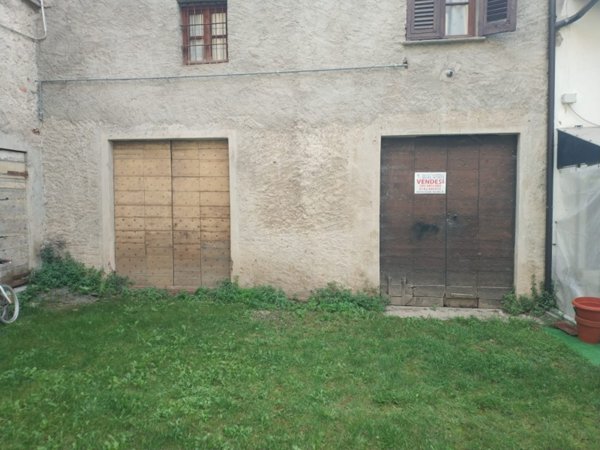 locale di sgombero in vendita a Garessio