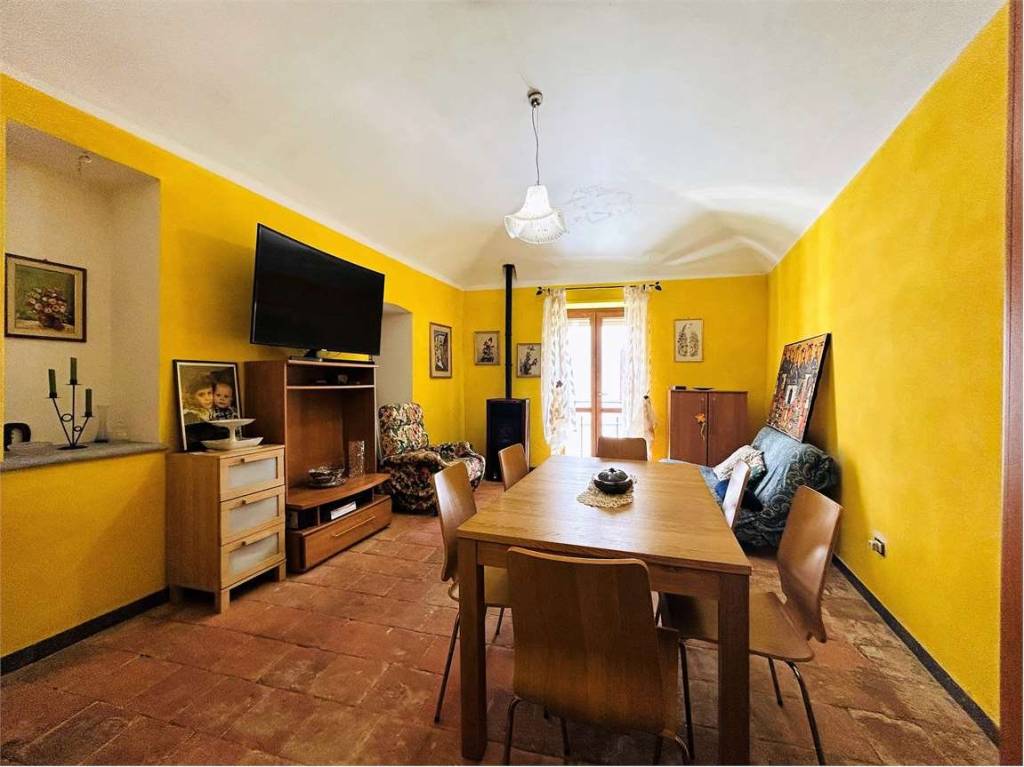 casa indipendente in vendita a Garessio