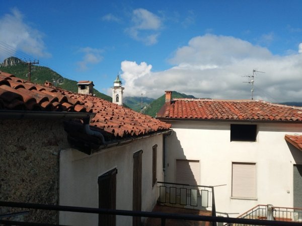 casa indipendente in vendita a Garessio