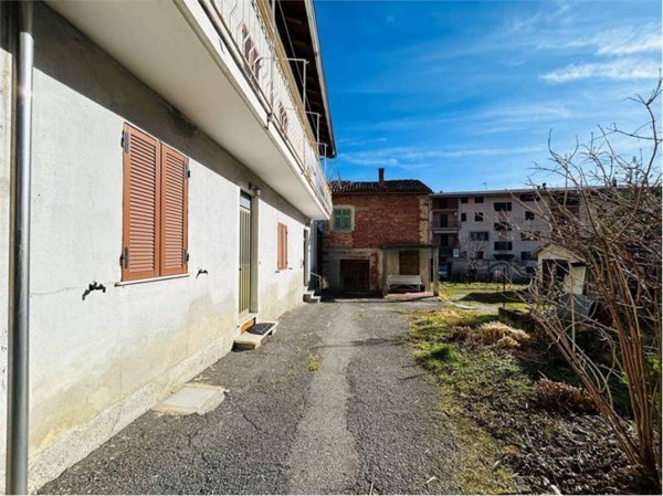 casa indipendente in vendita a Garessio