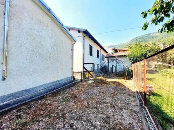 casa indipendente in vendita a Garessio in zona Trappa