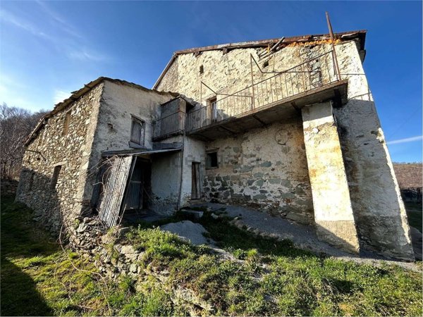 casale in vendita a Garessio in zona Cappello