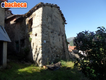 casa semindipendente in vendita a Garessio