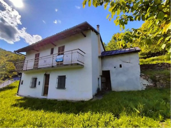 casa indipendente in vendita a Garessio in zona Mursecco