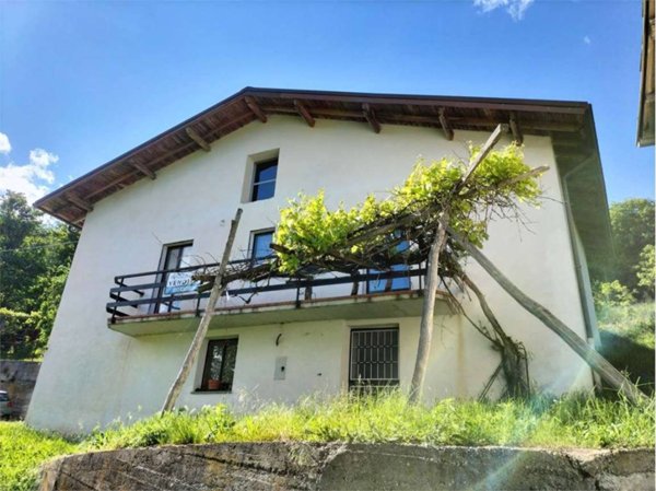 casa indipendente in vendita a Garessio in zona Mursecco