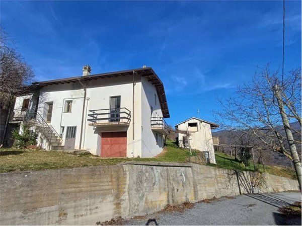 casa indipendente in vendita a Garessio in zona Mursecco