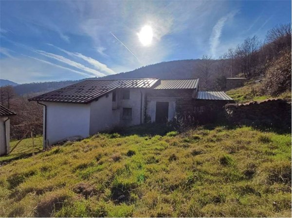 casa indipendente in vendita a Garessio in zona Mursecco