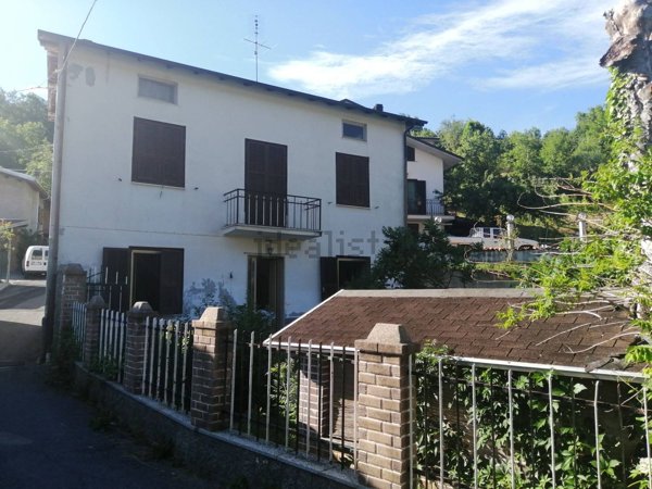 casa indipendente in vendita a Garessio