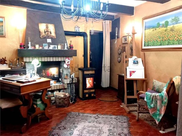 casa indipendente in vendita a Garessio