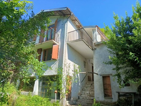 casa indipendente in vendita a Garessio