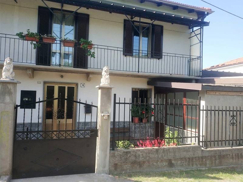 casa indipendente in vendita a Garessio