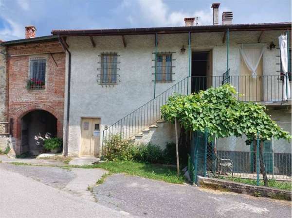 casa indipendente in vendita a Garessio
