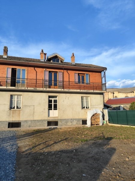 casa indipendente in vendita a Garessio