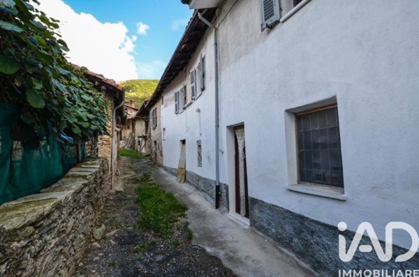 casa indipendente in vendita a Garessio