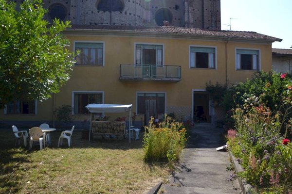 casa indipendente in vendita a Garessio