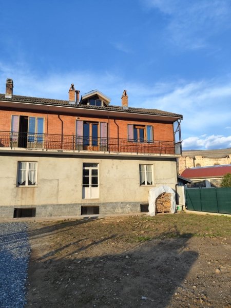 casa indipendente in vendita a Garessio