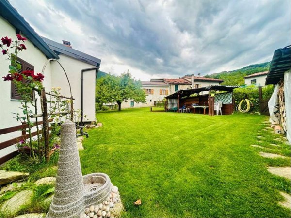 casa indipendente in vendita a Garessio in zona Trappa