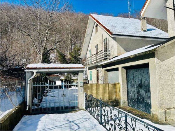 casa indipendente in vendita a Garessio