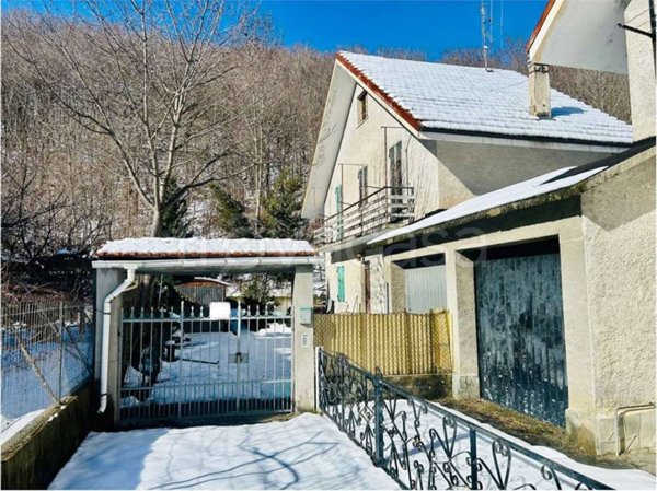 casa indipendente in vendita a Garessio