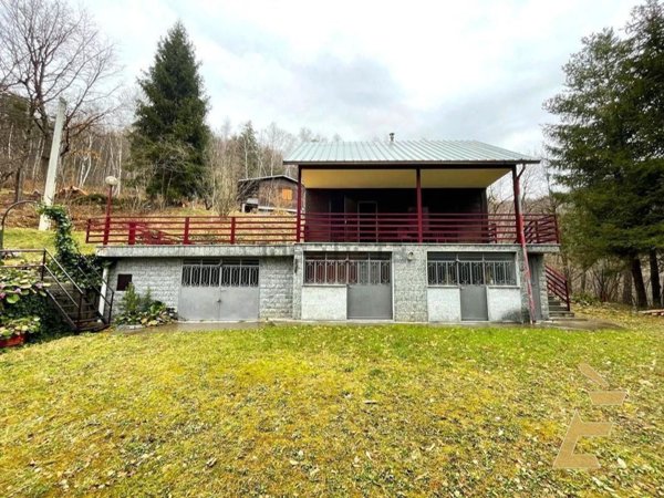 casa indipendente in vendita a Garessio