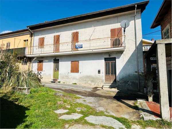 casa indipendente in vendita a Garessio