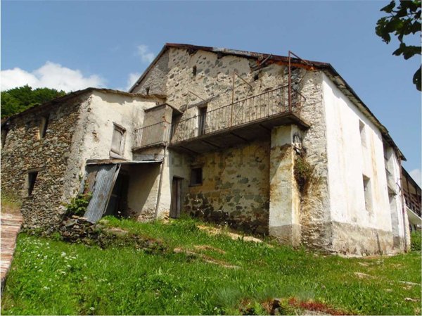 casale in vendita a Garessio in zona Cappello