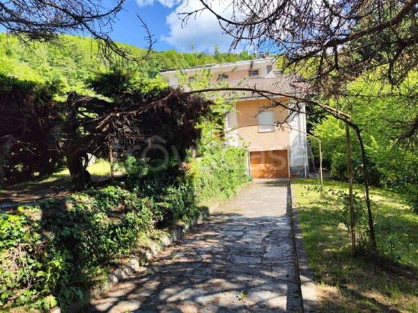 casa indipendente in vendita a Garessio