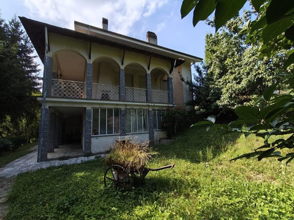 casa indipendente in vendita a Garessio