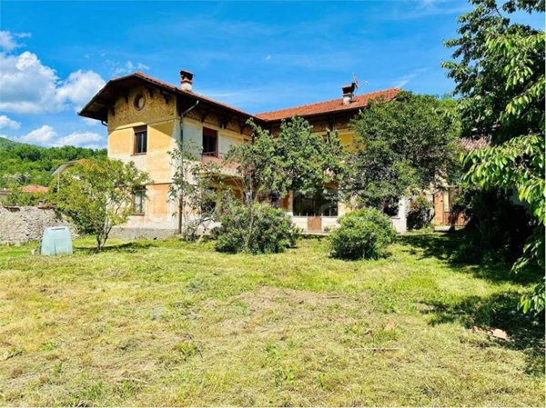 casa indipendente in vendita a Garessio