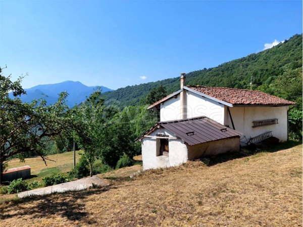 casa indipendente in vendita a Garessio in zona Mursecco