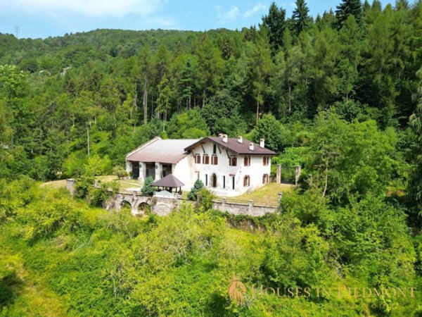 casa indipendente in vendita a Garessio