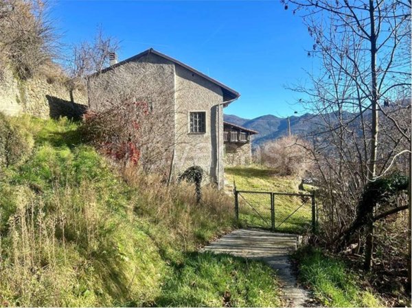 casa indipendente in vendita a Garessio in zona Mursecco