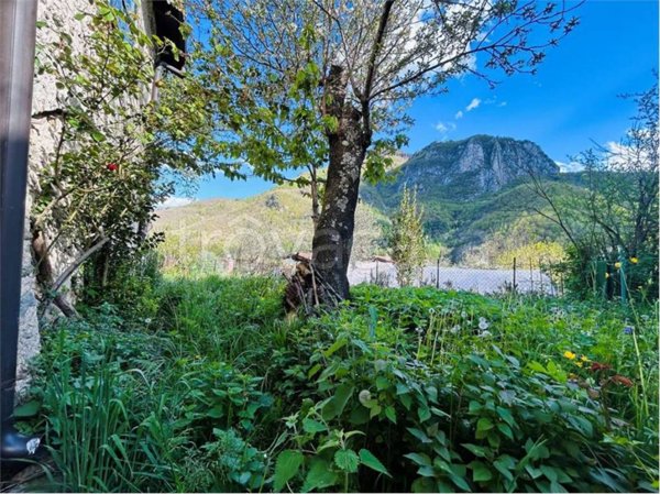 casa indipendente in vendita a Garessio in zona Trappa