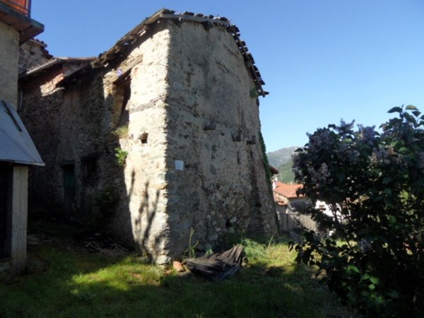 casa indipendente in vendita a Garessio