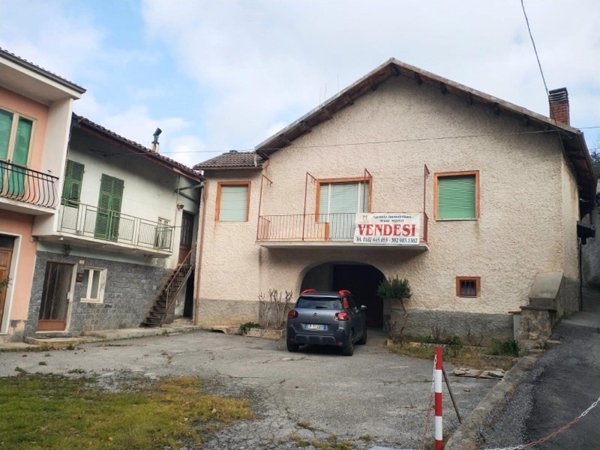 casa indipendente in vendita a Garessio